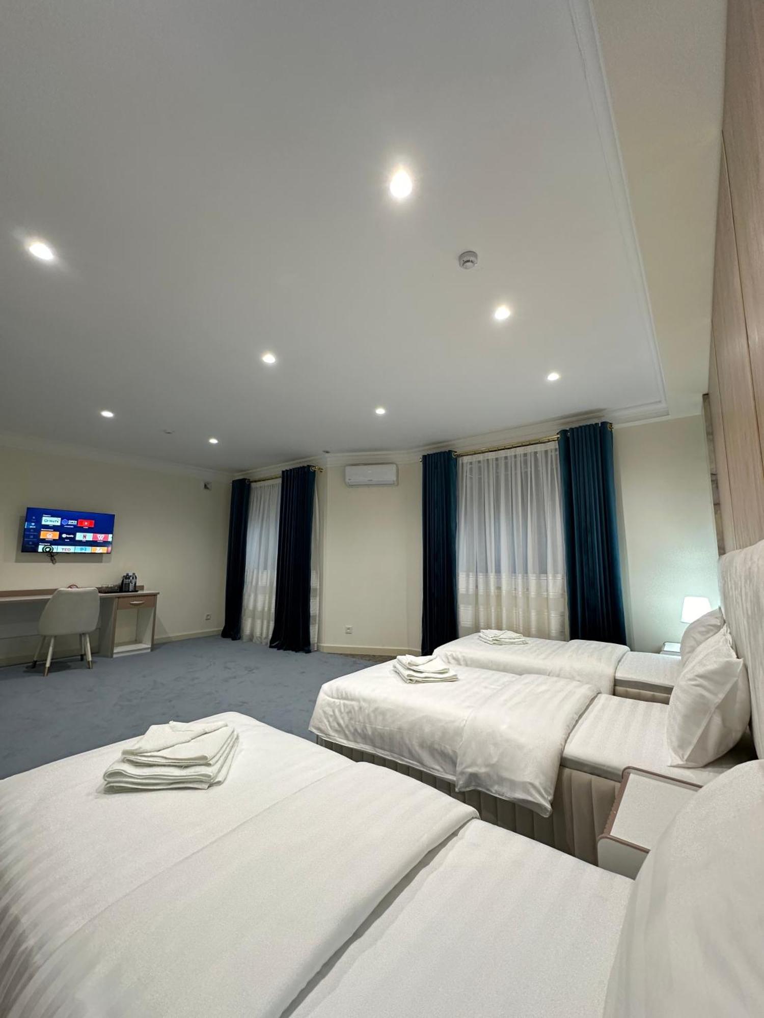 Nur Makon Hotel Tashkent Exterior photo